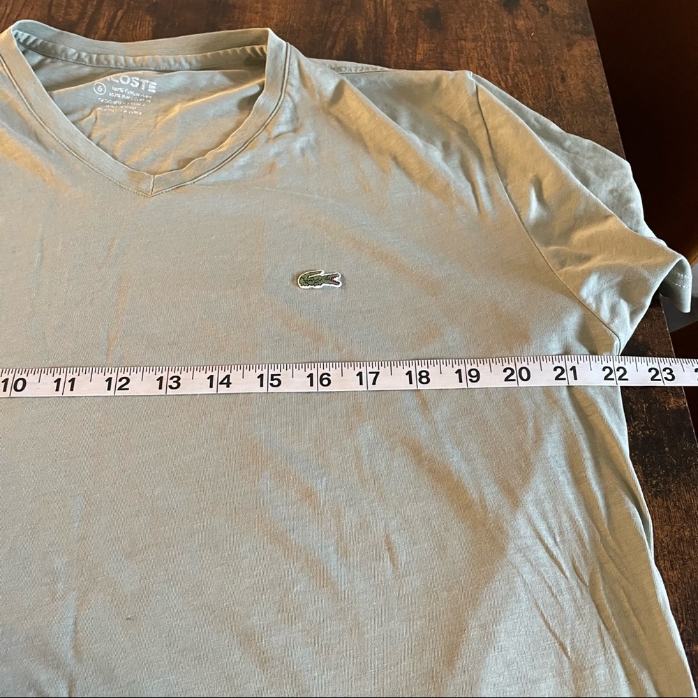 Lacoste - Pima Cotton Short-Sleeve V-Neck Tee - Picture 7 of 8
